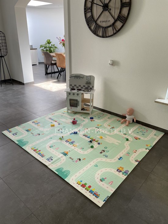 Speelmat Baby Kinderen - Speelkleed XL - Kruipmat - Foam - Dubbelzijdig - Opvouwbaar - 180 x 200 cm - Giraffe en Treintjes - 1,5 cm dik - inclusief opbergtas